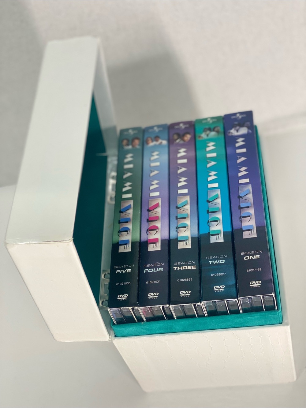 Miami Vice DVD The Complete Series Box Set Season 1-5 Collection Pre Owned 2007